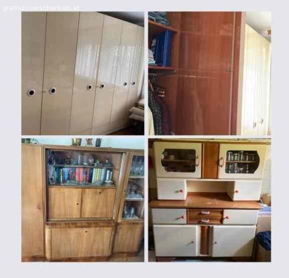 Anrichte ,Schlafzimmer, alter Wohnzimmerkasten... Schöne Anrichte aus den 60iger Jahren, Ahorn Schlafzimmer 6türig , alter Wohnzimmerkasten.... ZU VERSCHENKEN
 Gegen Selbst abbauen und  Selbstabholung ...