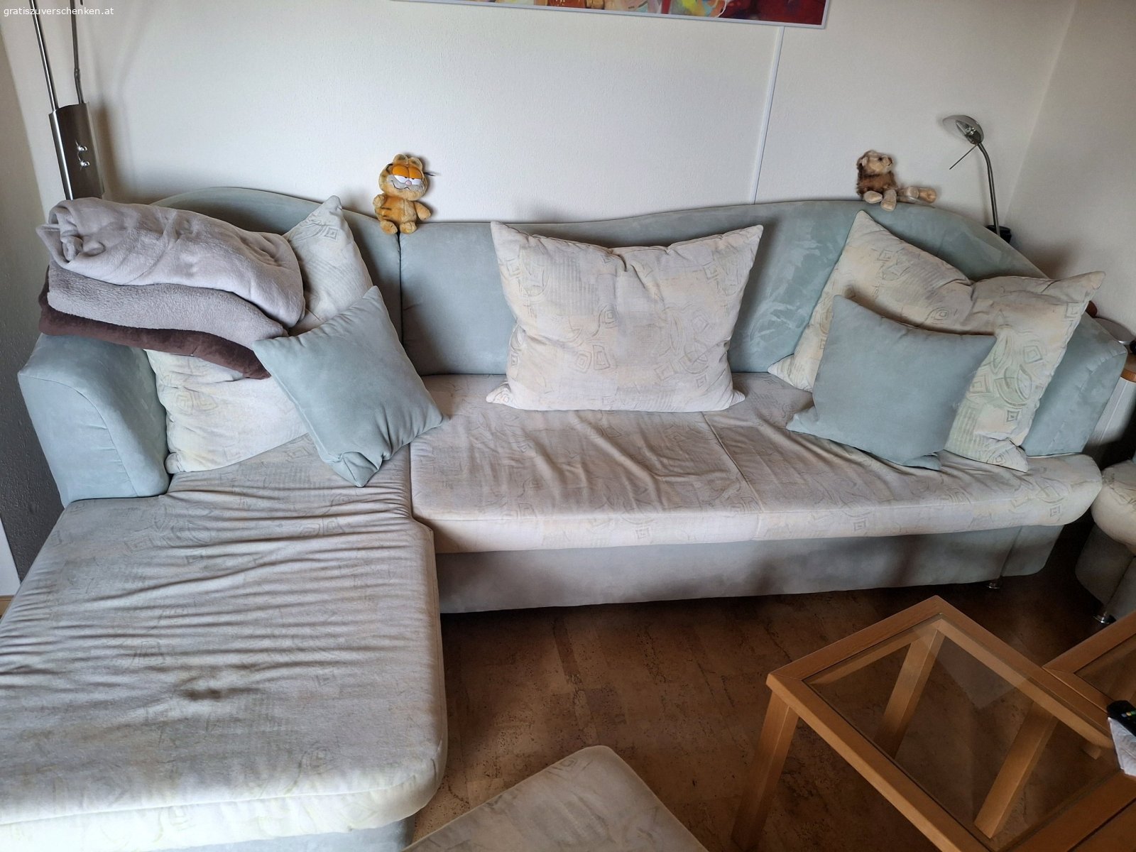 couch. 250x 160x40
2 Stück