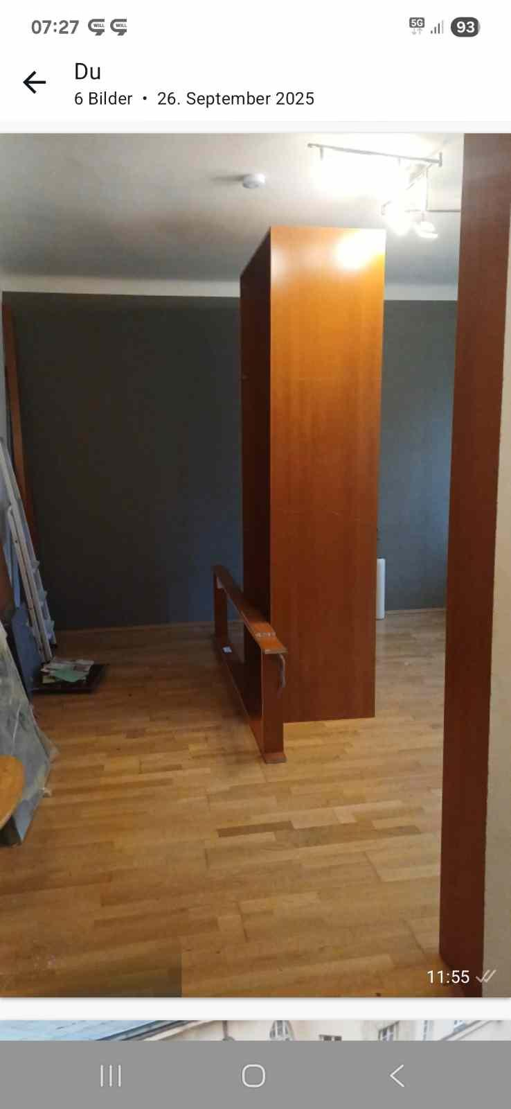 Echtholzkasten Kirsch. Wunderschöner Echtholzkasten Kirsch sehr stabil, schon abgebaut, 230x220 in 2 Teilen.
Abzuholen morgen 11 Uhr in wien 12
