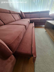 Ecksofa. Ecksofa 245x215

Vor 1,5 Jahren gekauft. Gute Zustand.

Zu verschenken, da wir neue Möbel gekauft haben.



Selbstabholung.

Abholbereit: ab sofort.



Schüttdorf