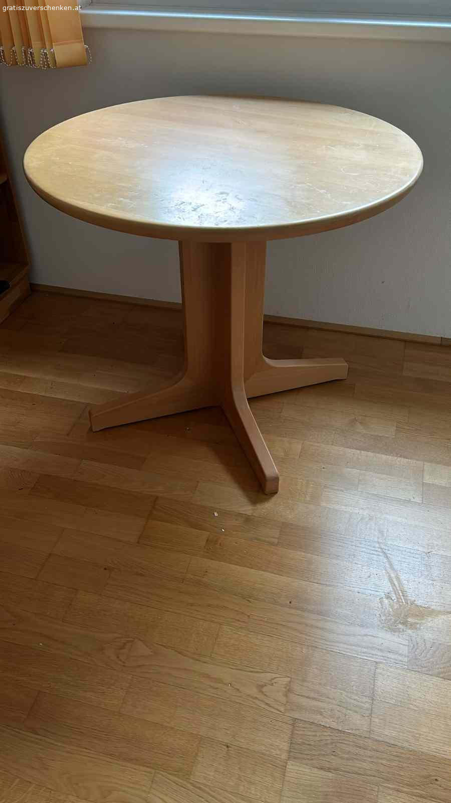 Esstisch rund. Höhe 76 cm
Durchmesser 90 cm