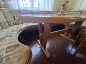 Esstisch