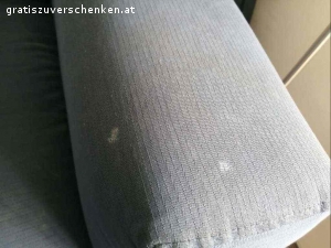 IKEA Sofa gebraucht. IKEA Sofa zu verschenken, im guten Zustand. In Graz St Leonhard abzuholen. Einige Gebrauchspuren. Interessierte bitte schreiben.