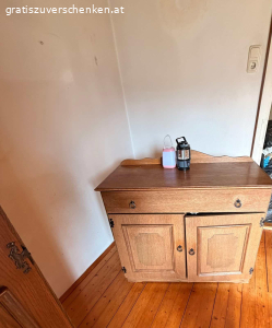 Schranck Regal. Schranck Regal Garderobe….