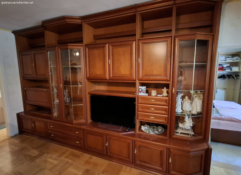 Wohnzimmerschrank